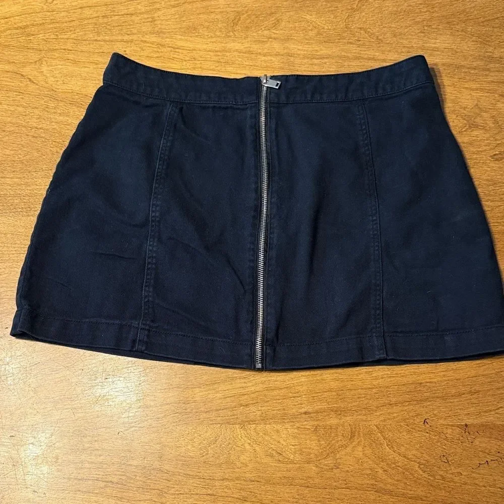H&M Divided Black Denim Pencil Skirt with Zipper